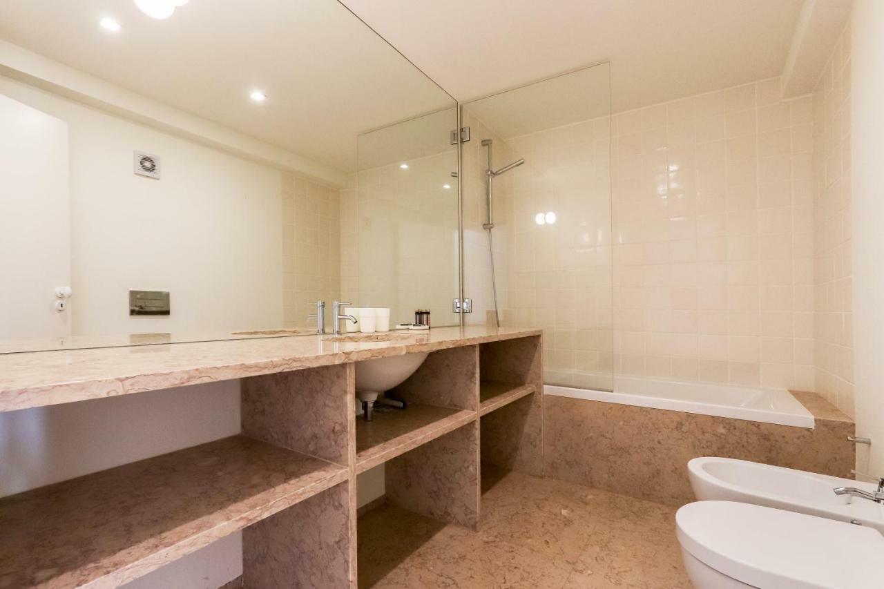 Principe Real T.M. Flat Charming View Apartment ลิสบอน ภายนอก รูปภาพ